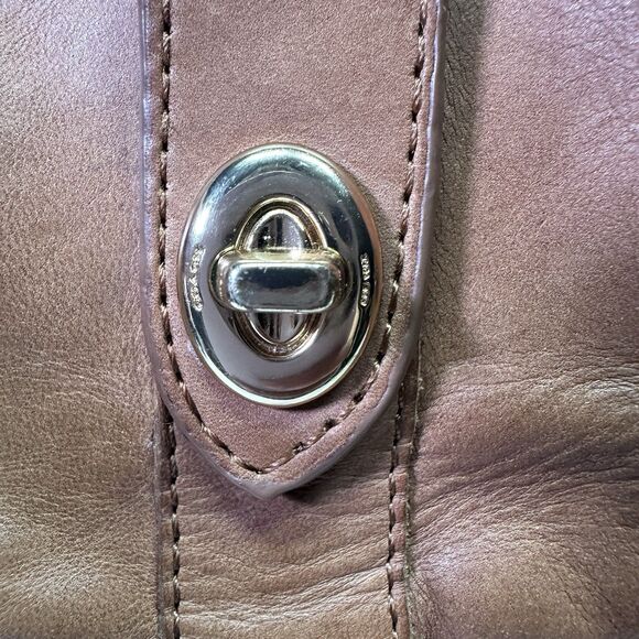 Coach Leather Ankle Boots Women’s Size 8 Brown Zip-Up Logo Turnlock Detail - Picture 8 of 11